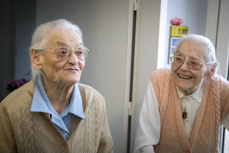 france older twins